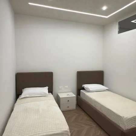 Apartament Bi